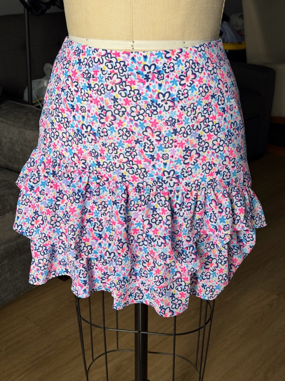 Lilly Pulitzer Tilly Fun Sun Repeat Ditsy Floral Ruffle Tiered Mini Skirt Sz 6